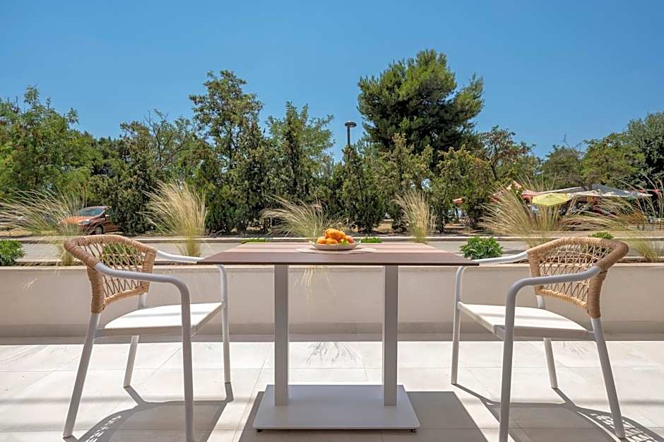 Sandy Seaside Suites