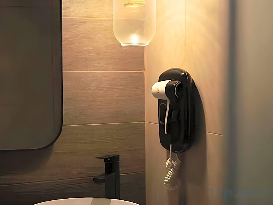 Adelina Hotel and Suites