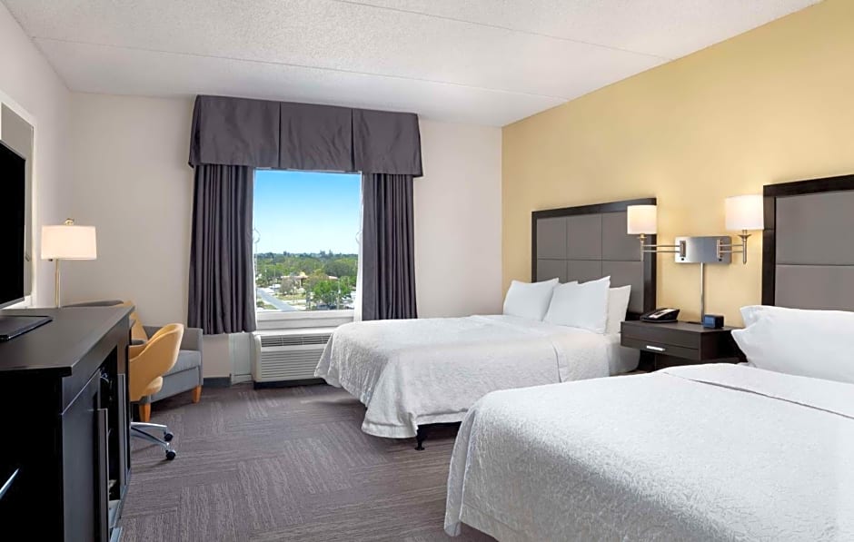 Hampton Inn By Hilton Hallandale Beach - Aventura