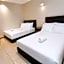 Swing & Pillows - Kota Damansara