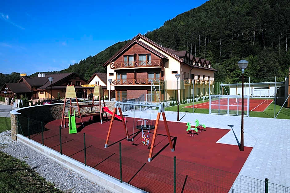 Country Saloon Belá