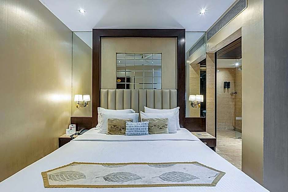 Hotel Emperor Palms