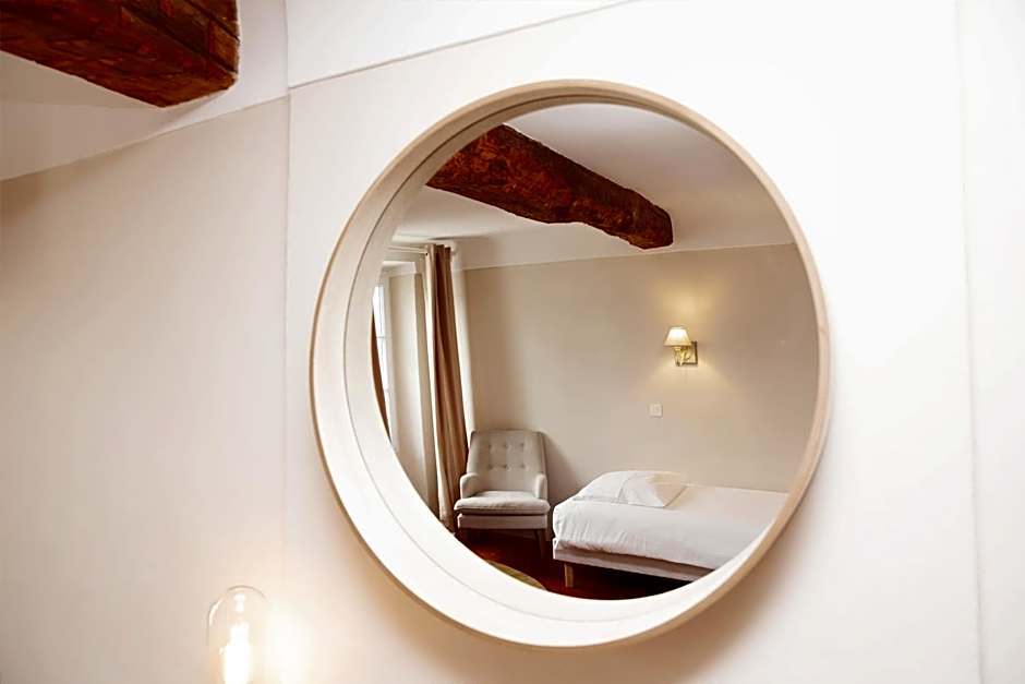 Coq Hotel