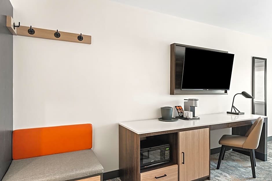 The Ellsworth Hotel, Ascend Hotel Collection