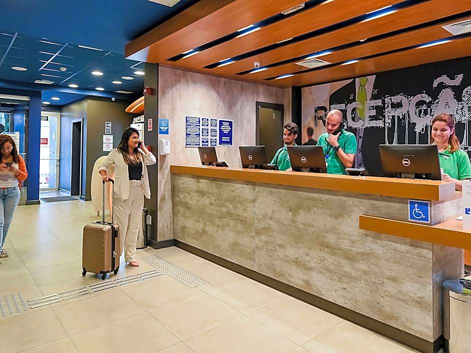 Ibis Budget Santos Gonzaga