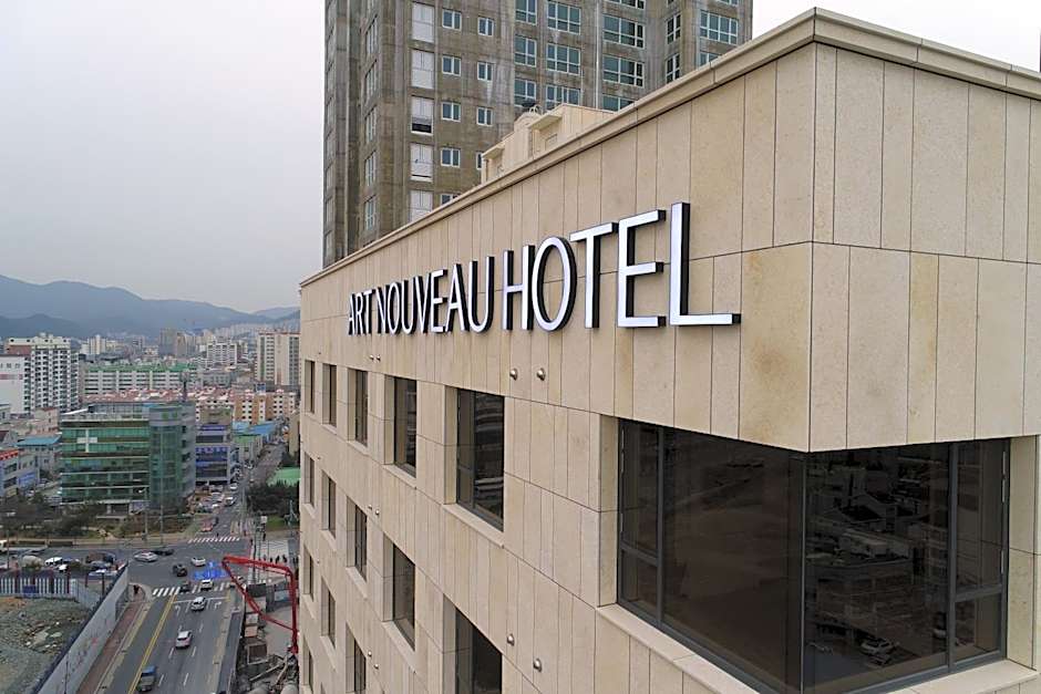 Geoje Artnouveau Suite Hotel