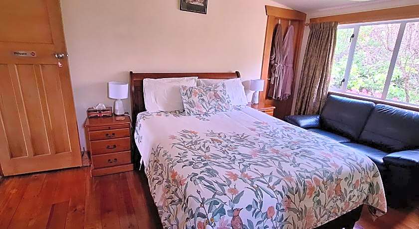 Olde Mill House Bed & Breakfast and Cycle Hire