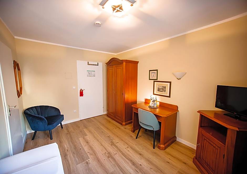 Hotel Altmünchen by Blattl