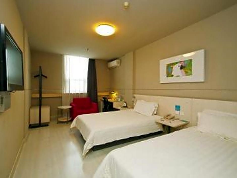 Jinjiang Inn Linyi Train Station Branch