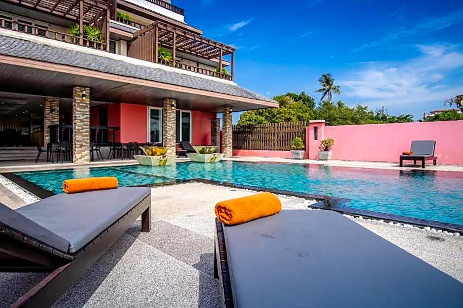 Ratana Hotel Chalong