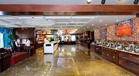 James Joyce Coffetel Golmud Huaxing Plaza Branch