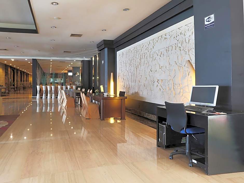 Aston Denpasar Hotel & Convention Center