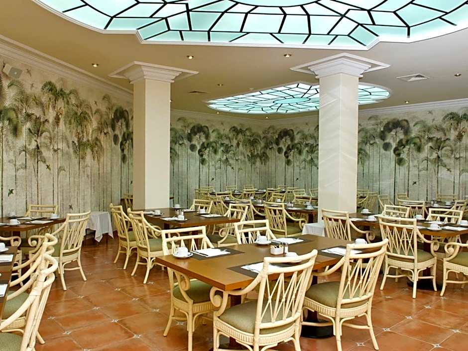 Ria Park Garden Hotel