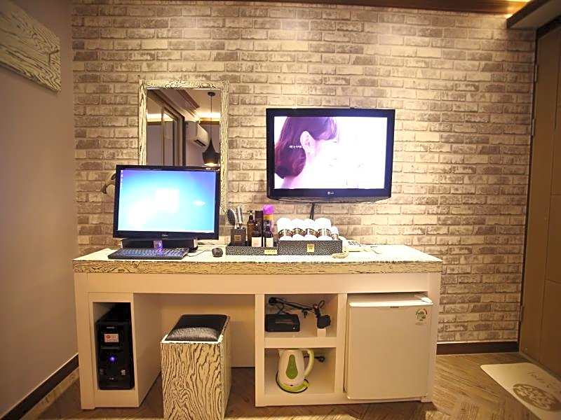 Goodstay Dubai Motel