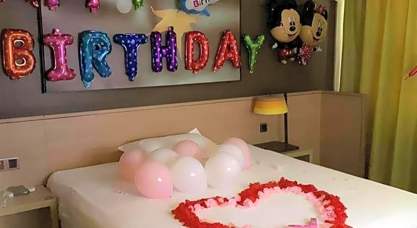 IU Hotel Baoding Goverment Shidai