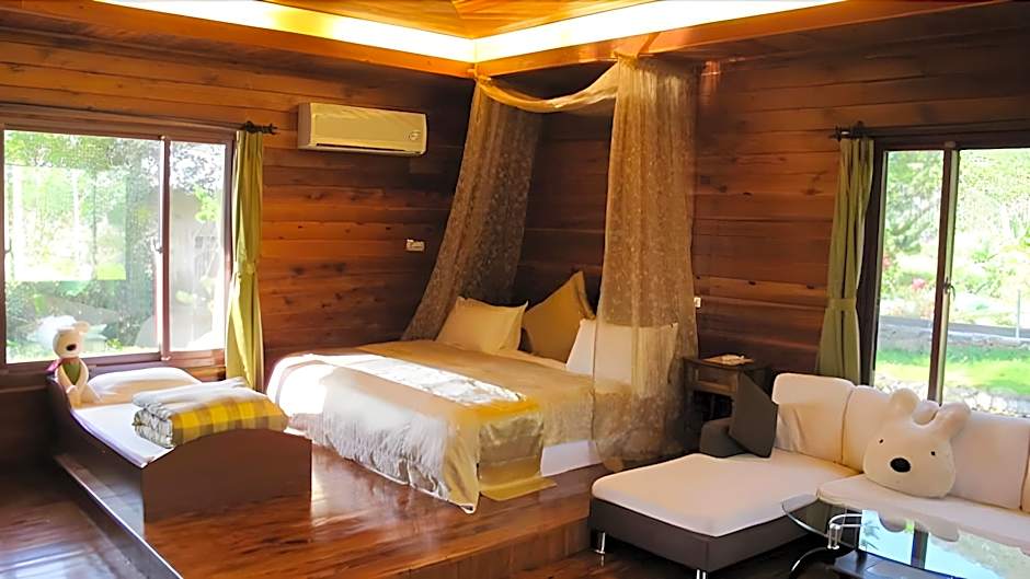 Pinehome Villa