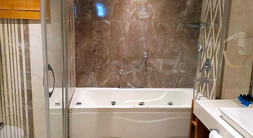 Esila Termal Hotel & Spa