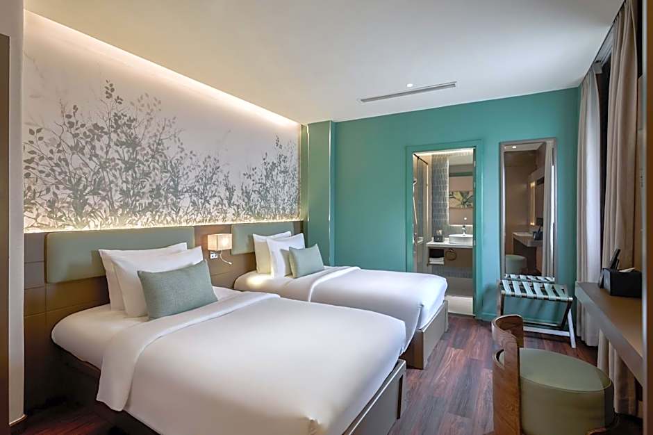 Photo 1 of 6 of Premier 2 Beds