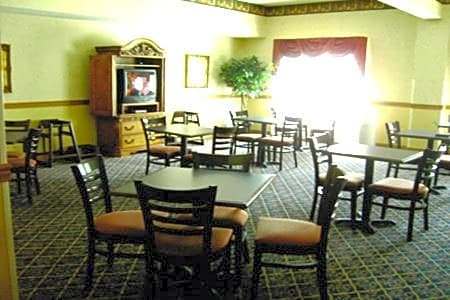 Country Inn & Suites by Radisson, Somerset, KY