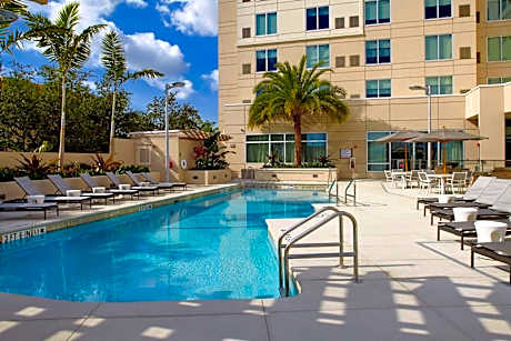 Hyatt Place Miami Airport East