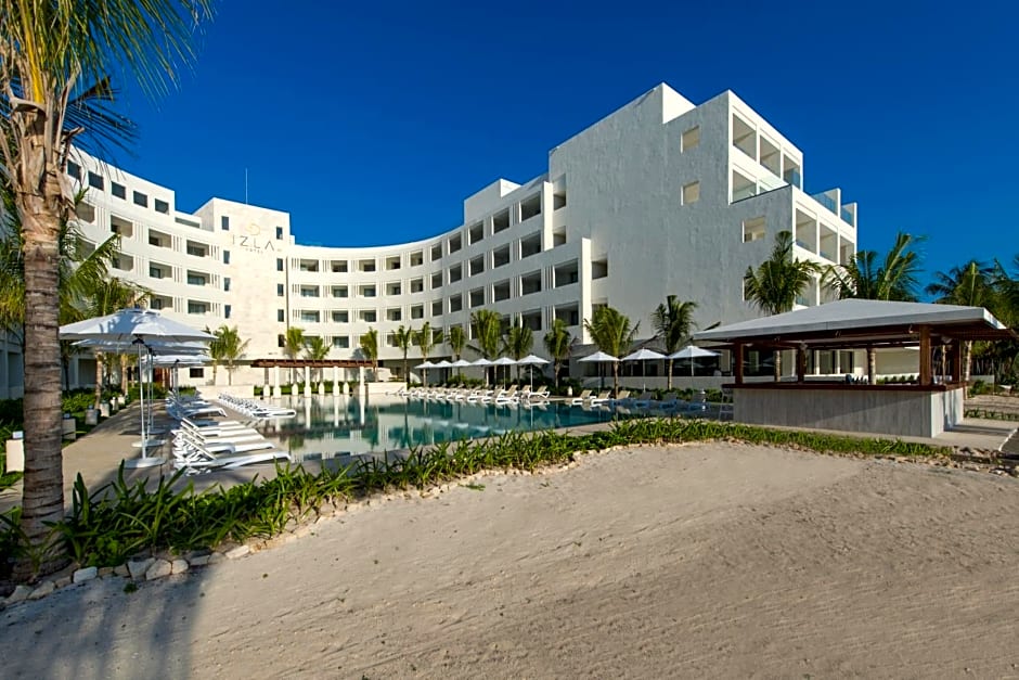 Izla Beach Front Hotel