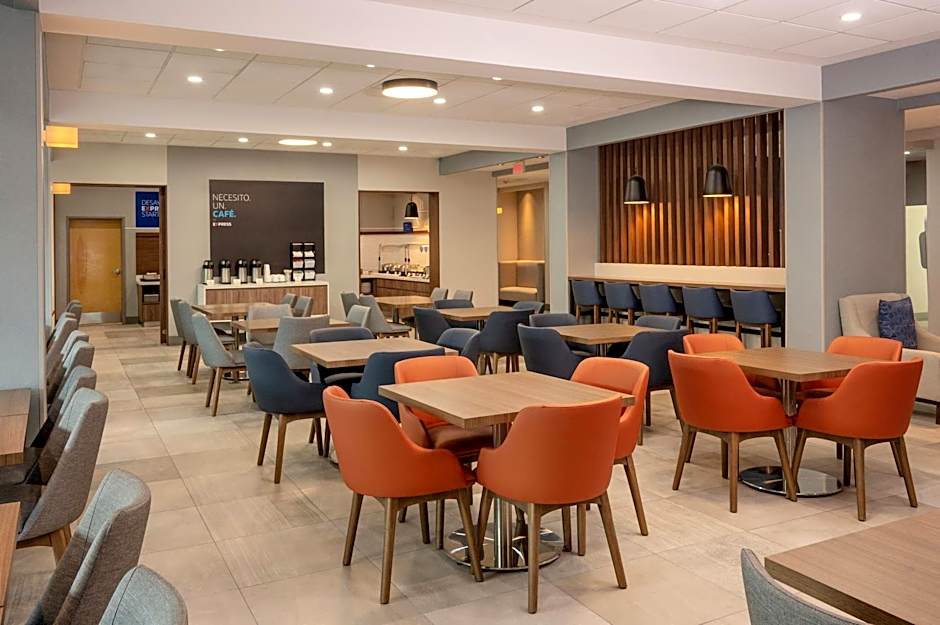 Holiday Inn Express & Suites Monterrey Aeropuerto By IHG