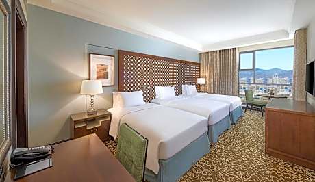 Triple Room with City View
