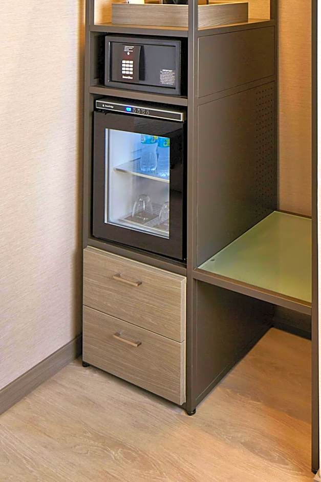 AC Hotel by Marriott Des Moines East Village