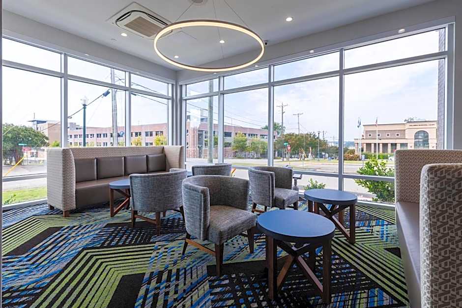 Holiday Inn Express and Suites Columbia Downtown- The Vista By IHG