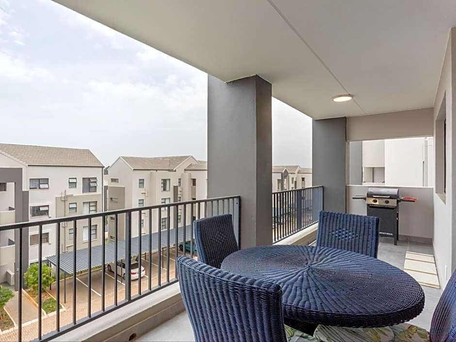Spacious Ballito Village Apartment