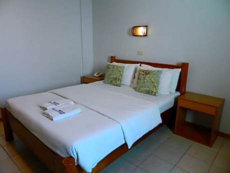 Superior Room (2 Adult)