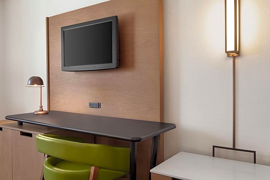 Fairfield Inn by Marriott Visalia Sequoia