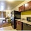 Cobblestone Inn & Suites - Cambridge