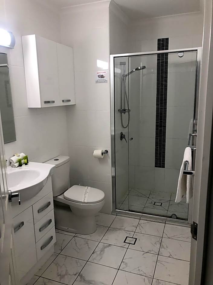 White Crest Apartments