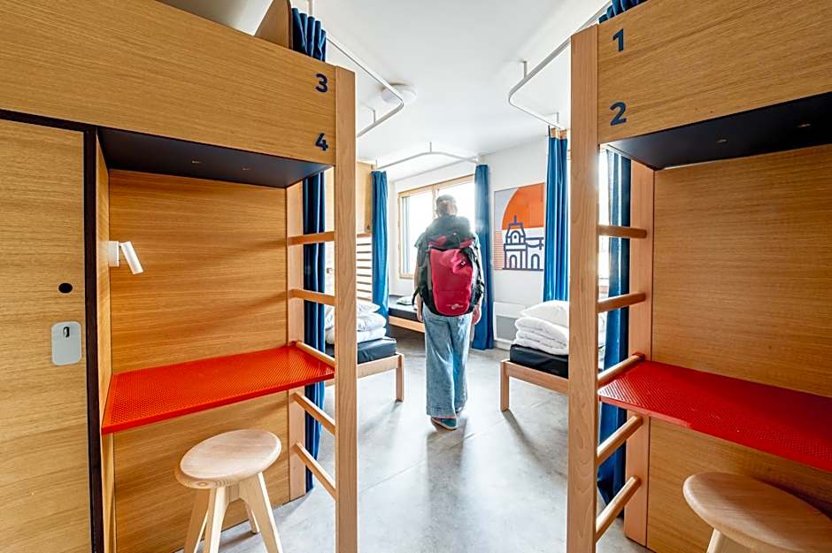 UCPA SPORT STATION HOSTEL PARIS