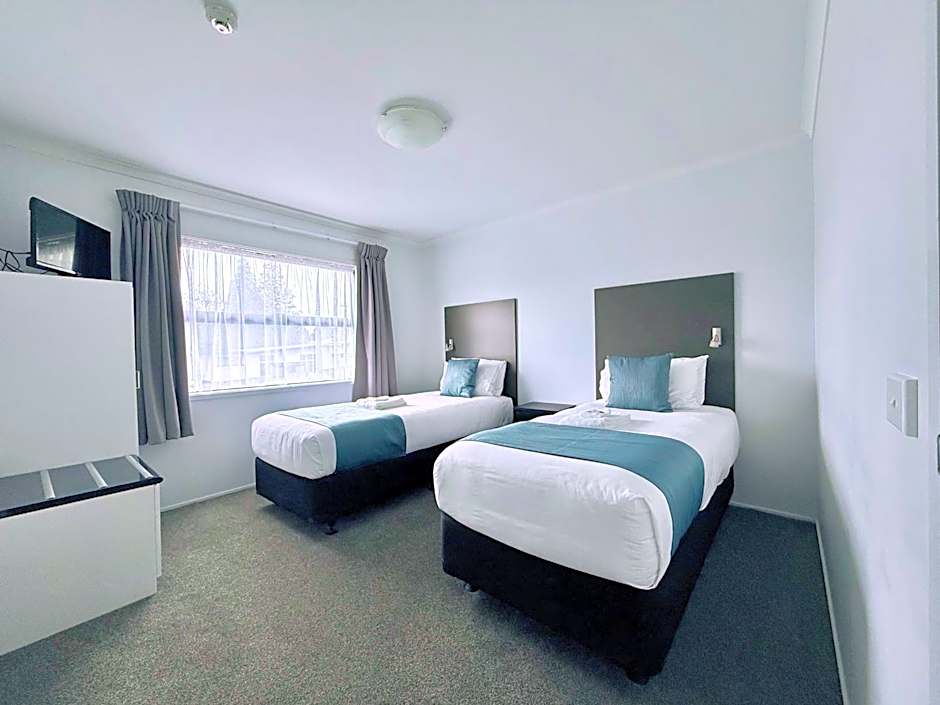 BKs Premier Motel Hamilton