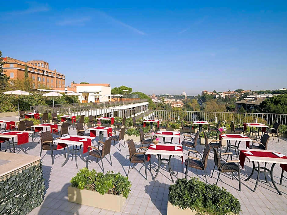 Cardinal Saint Peter Hotel
