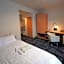 New Station Hotel