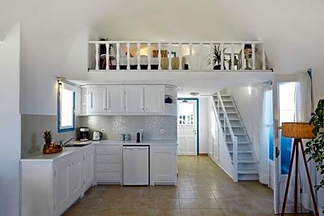 Suite Outdoor Heated Jacuzzi