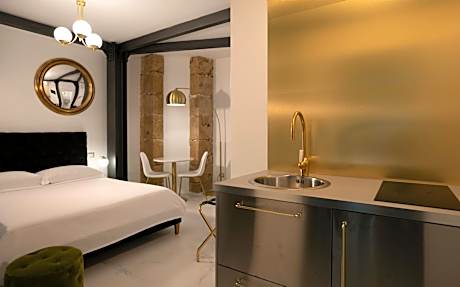 Standard Suite