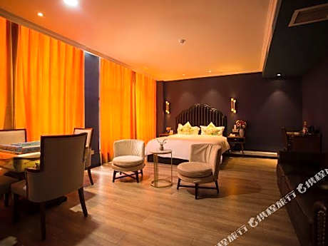 Yujing Saussurea French Style Hotel