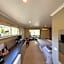 Motel Strahan