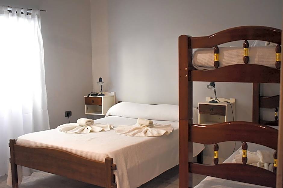 Photo 1 of 4 of Quadruple Room