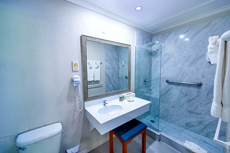 Blue Orchids Beach Hotel