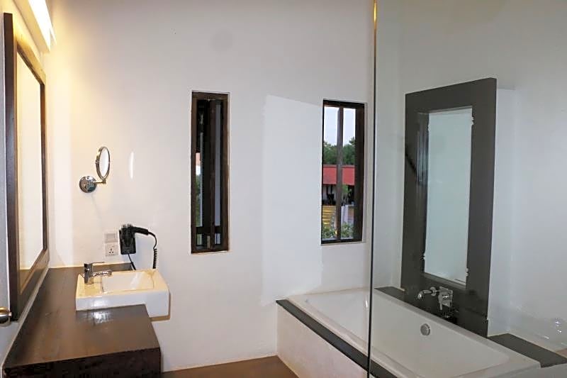 Sigiriya Jungles Resort & Spa