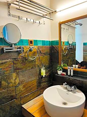 Family Room with Mountain View