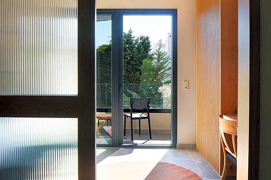 Chapter 02 Gallery Suites