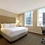 Hilton New Orleans/St. Charles Ave. French Quarter Area
