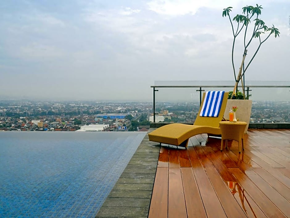 Louis Kienne Hotel Pandanaran