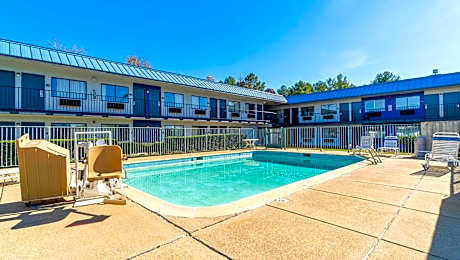 Xpress Inn & Extended Stays